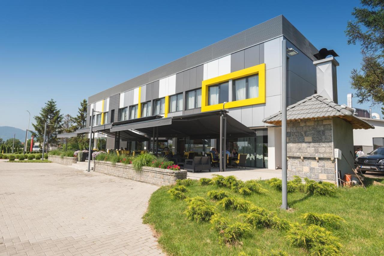 Hotel Stobex Loznica Luaran gambar