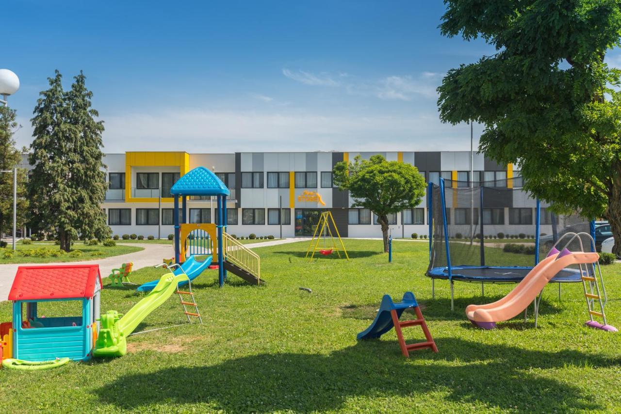 Hotel Stobex Loznica Luaran gambar