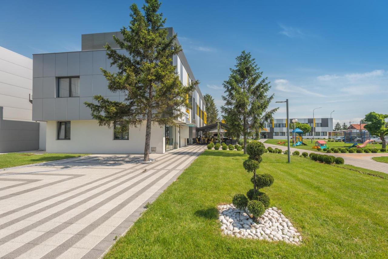 Hotel Stobex Loznica Luaran gambar