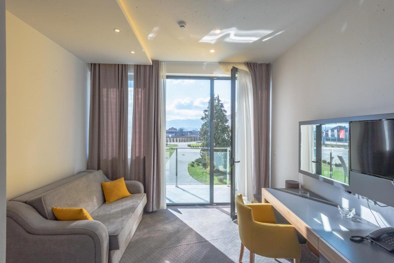 Hotel Stobex Loznica Luaran gambar