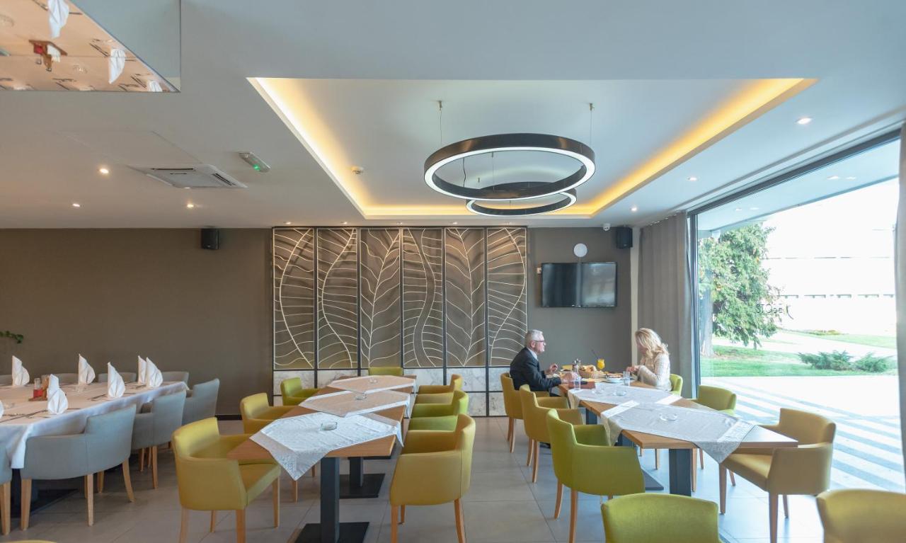 Hotel Stobex Loznica Luaran gambar