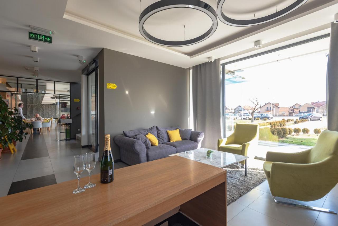 Hotel Stobex Loznica Luaran gambar
